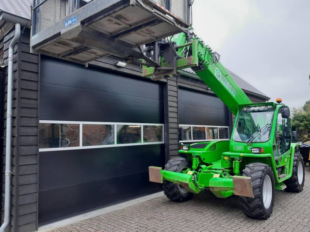 Merlo P 40.17 | with Manbasket and Remote Control
