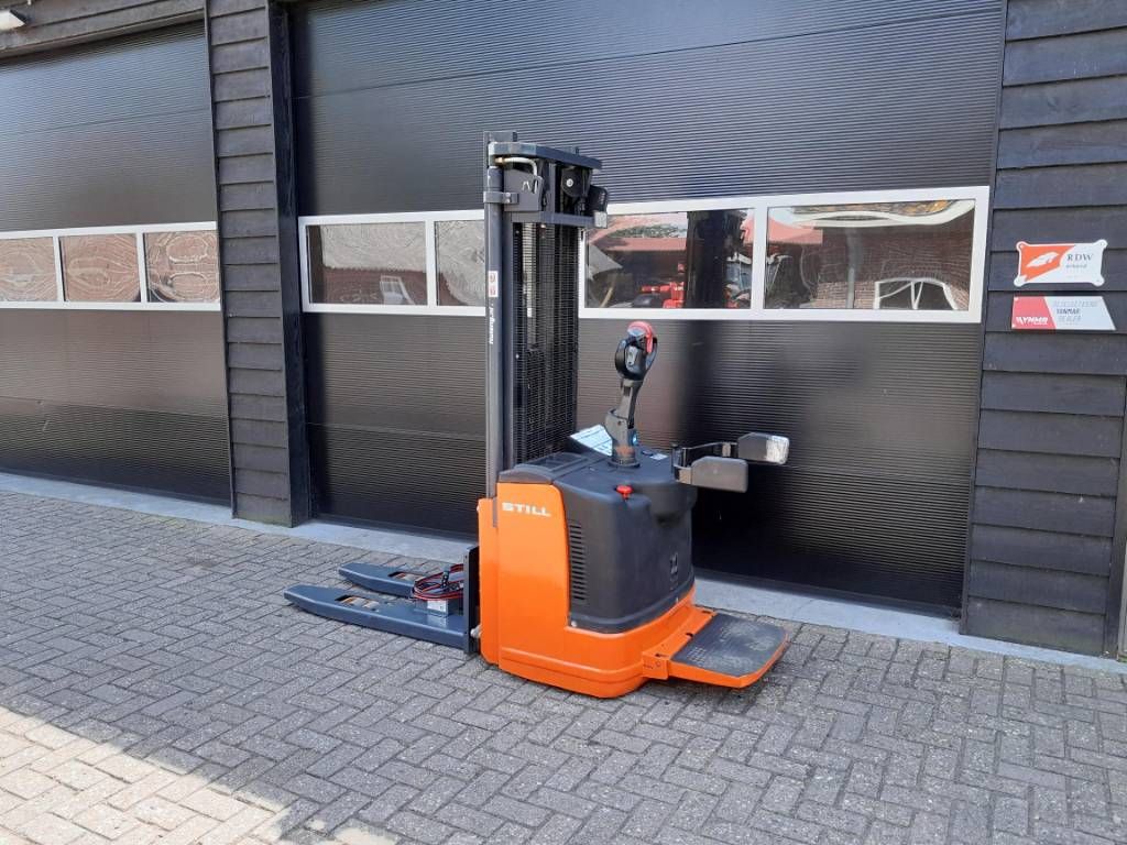 Still EGV-S 14 | Stapelaar Nieuwe Accu freelift triplex