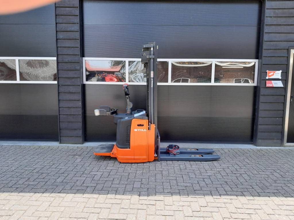 Still EGV-S 14 | Stapelaar Nieuwe Accu freelift triplex