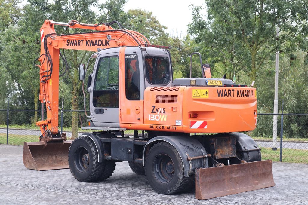 Hitachi ZX130 | QUICK COUPLER | BUCKET | DOZERBLADE