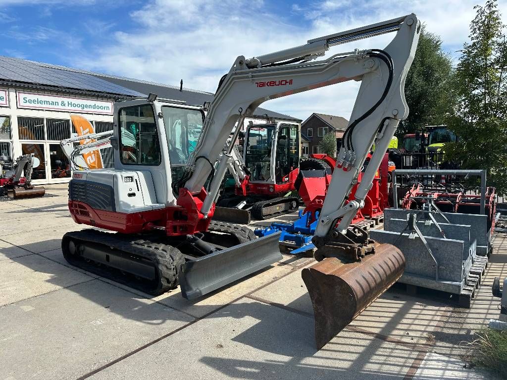 Takeuchi TB 250