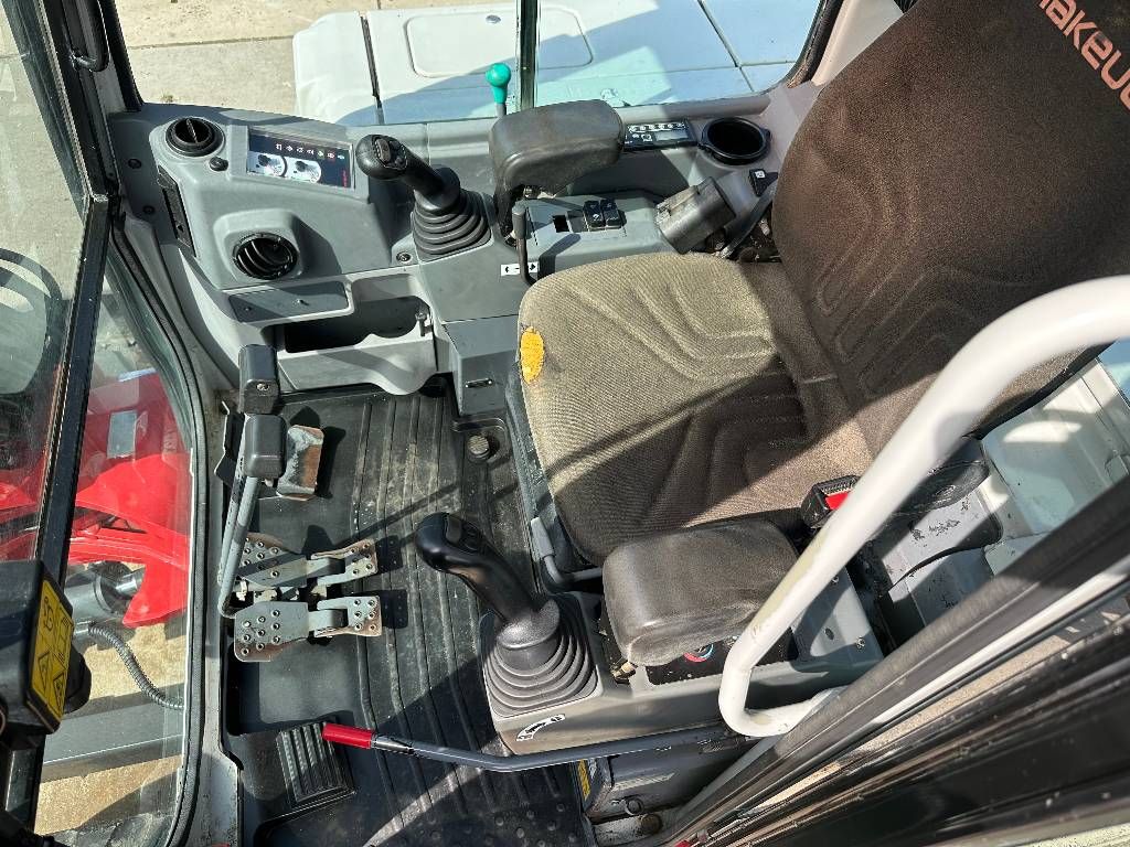 Takeuchi TB 250