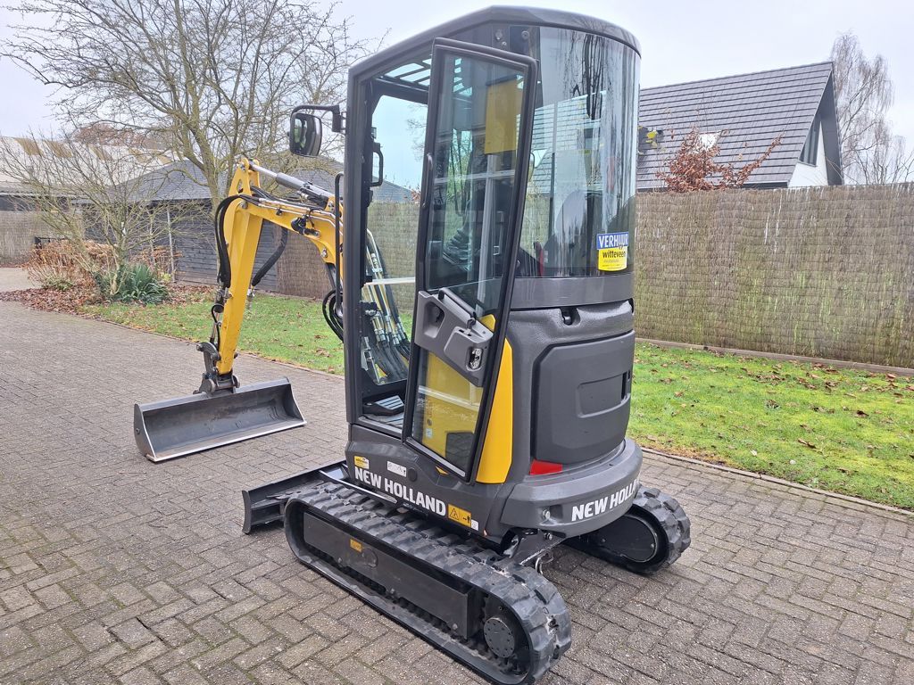 New Holland E19D