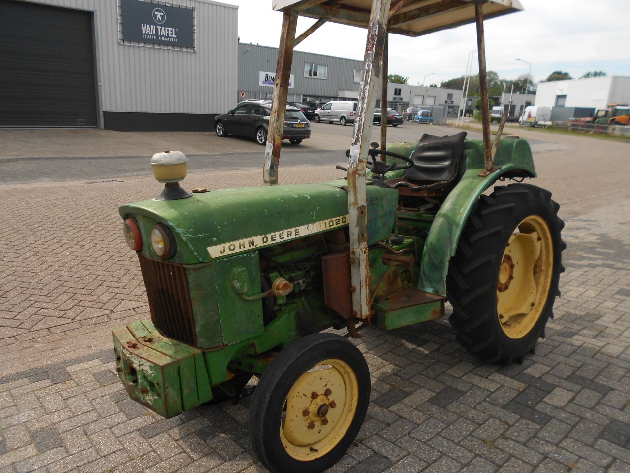 John deere 1020 v