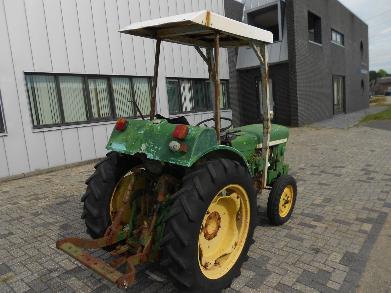 John deere 1020 v