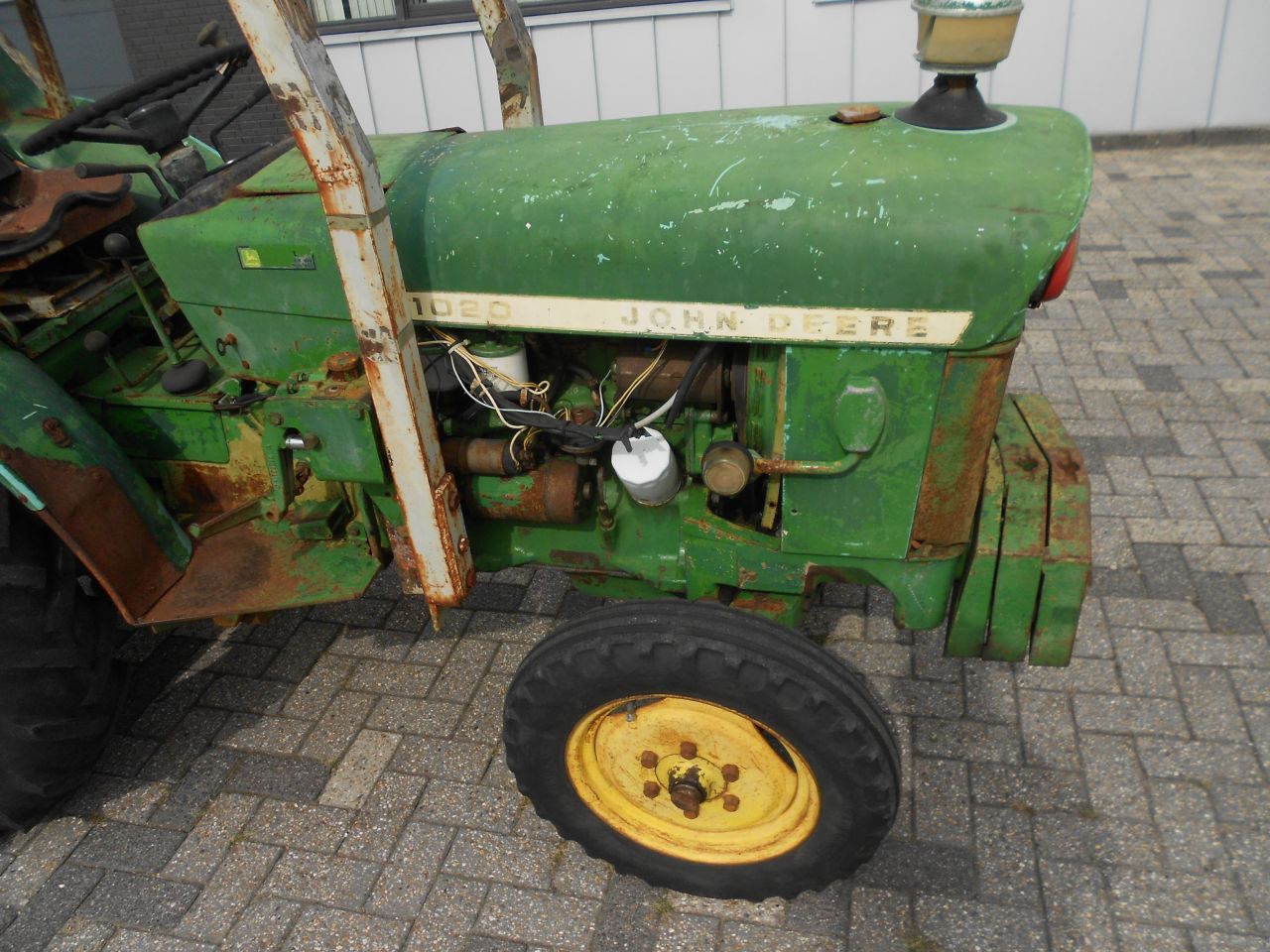 John deere 1020 v