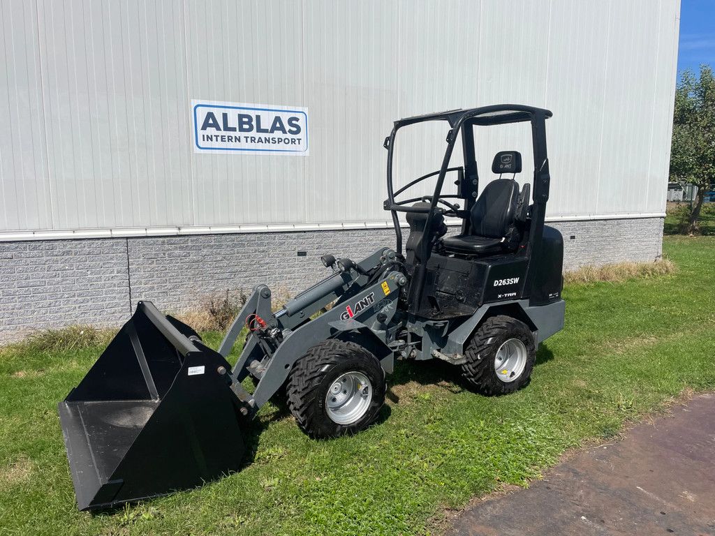 Giant D263SW / G1500 xtra kniklader 290 uur!