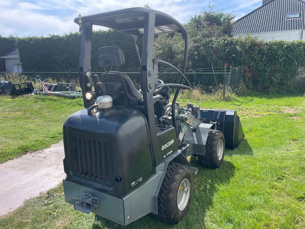 Giant D263SW / G1500 xtra kniklader 290 uur!