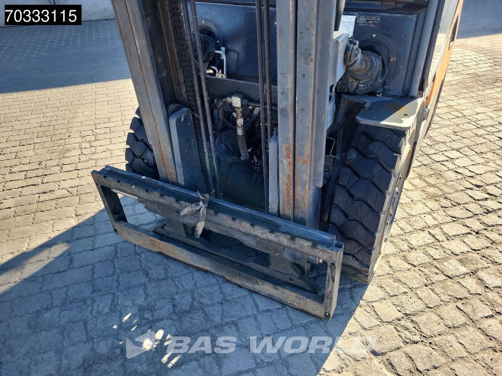 Doosan D25S -5 MISSING Engine & Seat