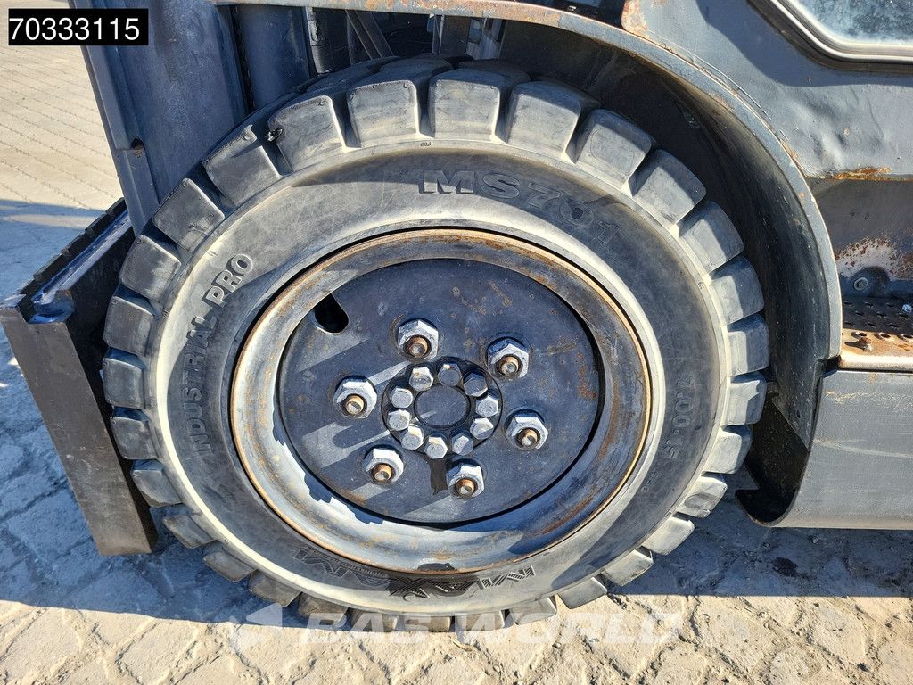 Doosan D25S -5 MISSING Engine & Seat