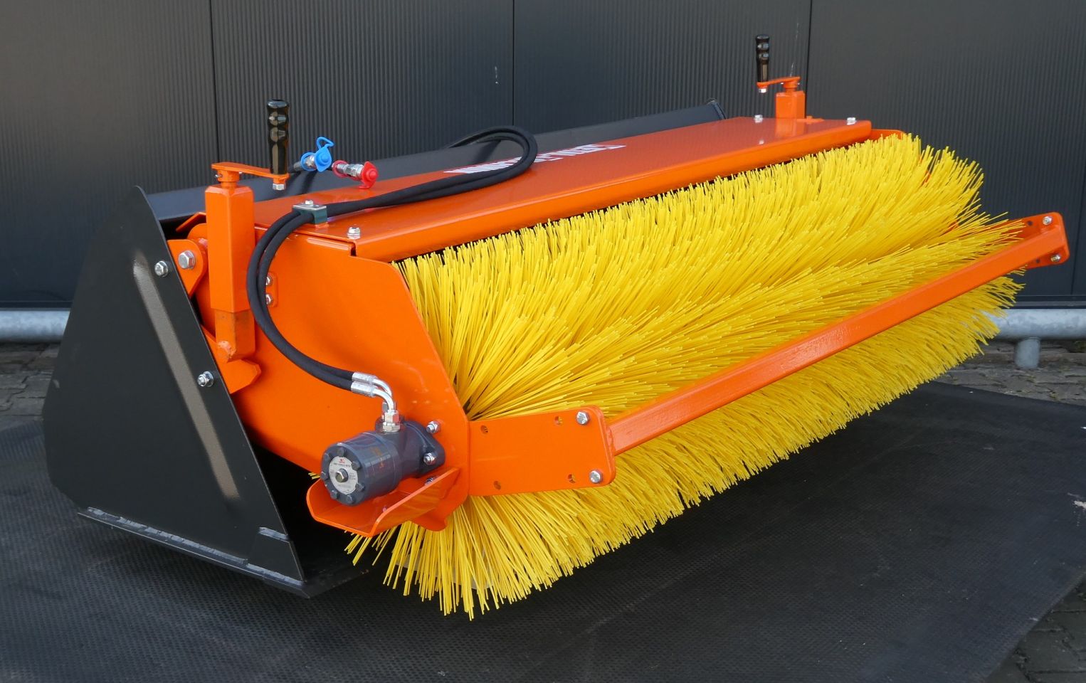 Bakveegmachine bak veegmachine frontlader shovel compact