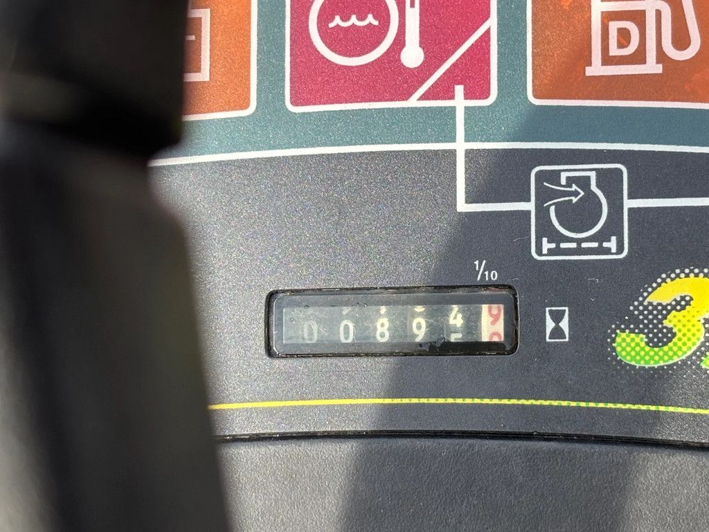 John Deere 355D Gebruikte diesel zitmaaier minitractor