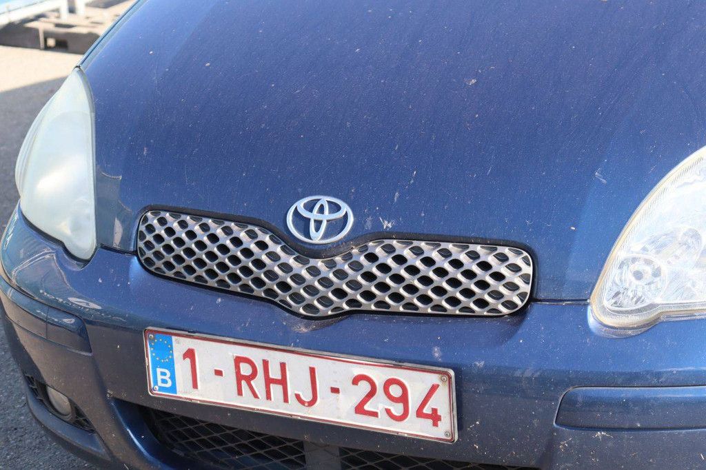 Personenauto Toyota Yaris Benzine 69pk 2004 (Marge)