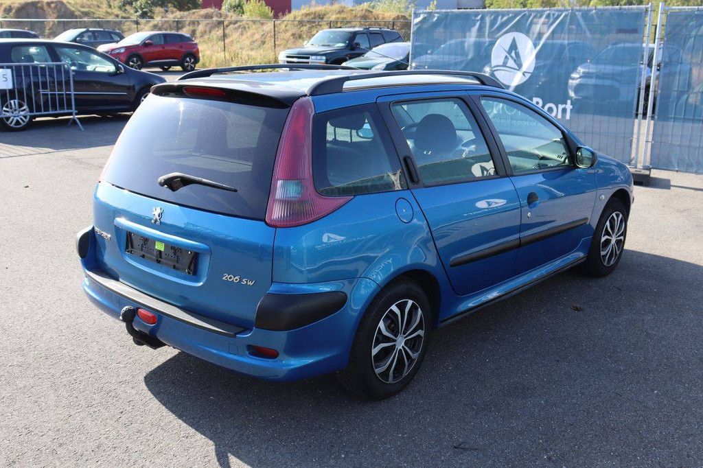 Pkw Peugeot 206 Diesel 69 PS 2006 (Marge)