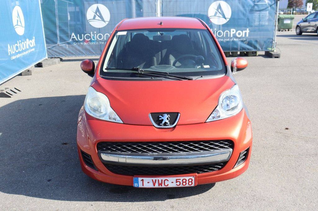 Personenauto Peugeot 107 Benzine 68pk 2009 (Marge)