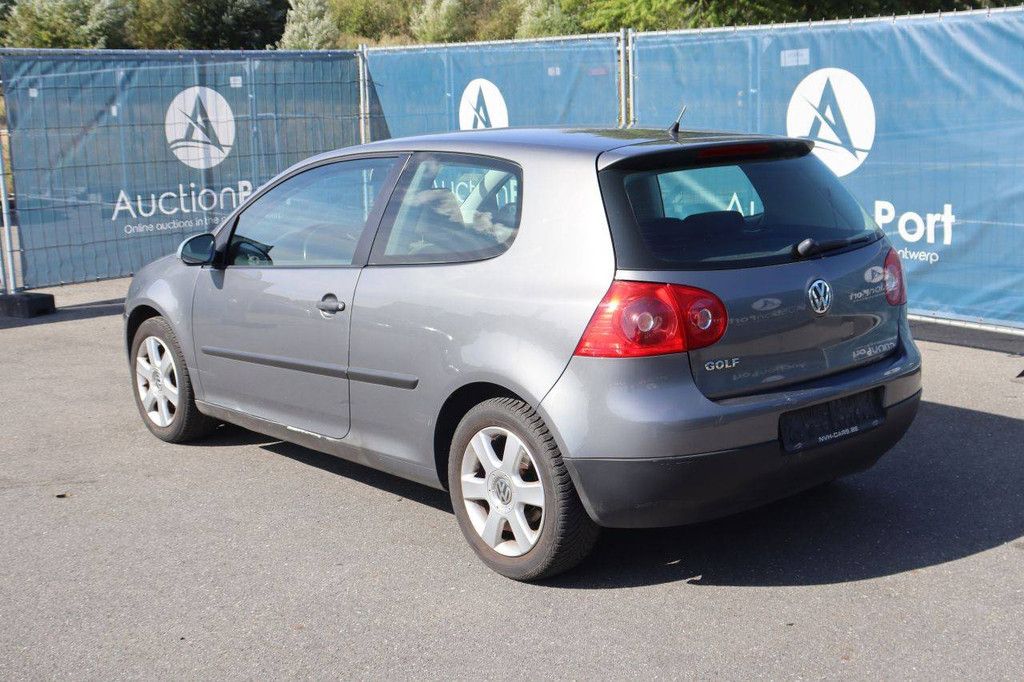 Pkw Volkswagen Golf Benzin 80 PS 2008 (Margin)