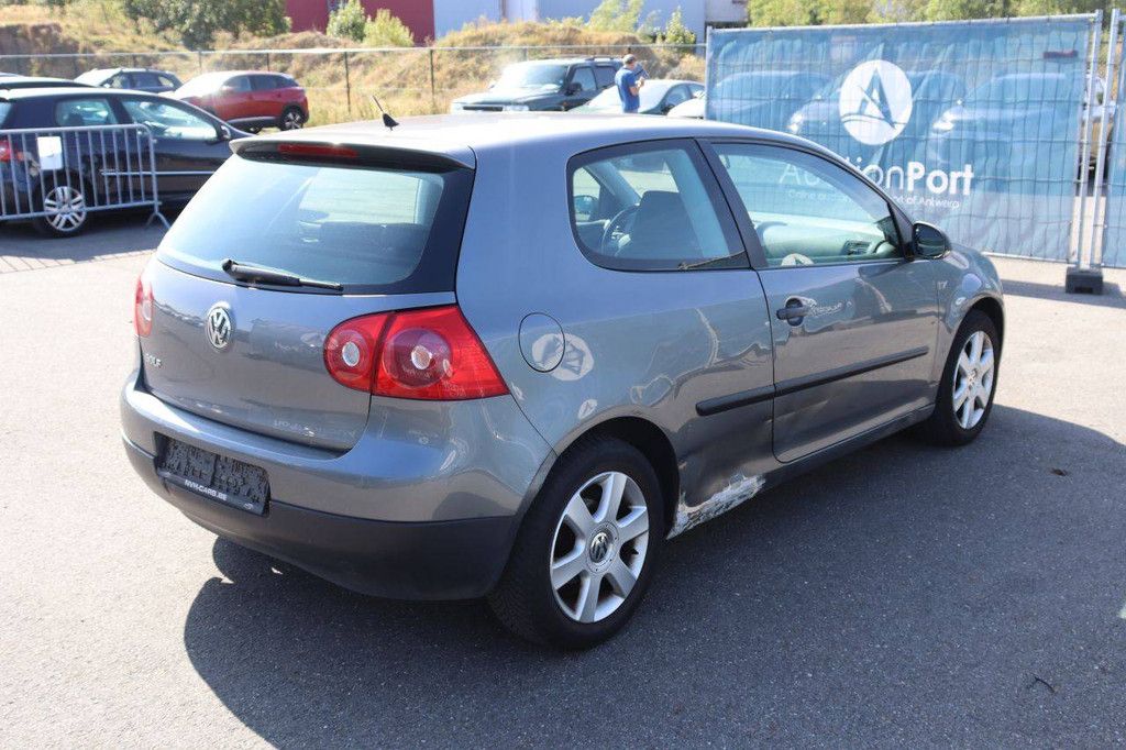 Pkw Volkswagen Golf Benzin 80 PS 2008 (Margin)