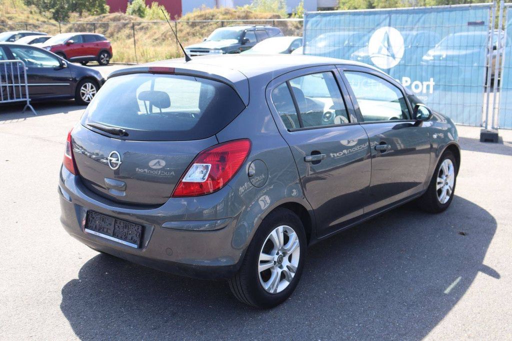 Personenauto Opel Corsa Benzine 100pk 2011 (Marge)