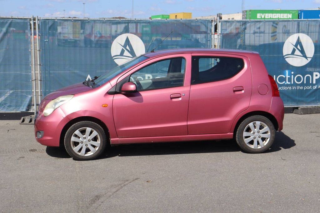 Personenauto Suzuki Altro Benzine 68pk 2011 (Marge)