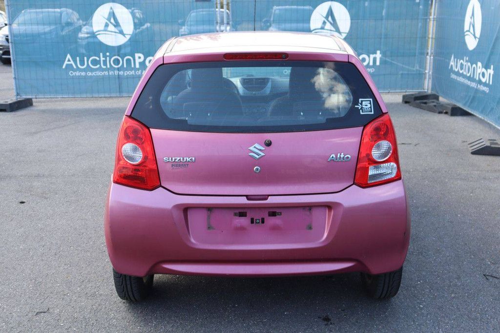 Personenauto Suzuki Altro Benzine 68pk 2011 (Marge)