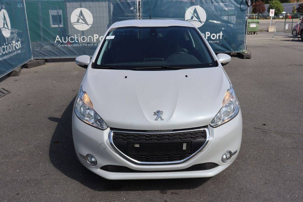 Personenauto Peugeot 208 Benzine 82pk 2014