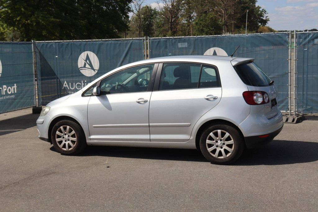 Pkw Volkswagen Golf Plus Benzin 75 PS 2006 (Margin)