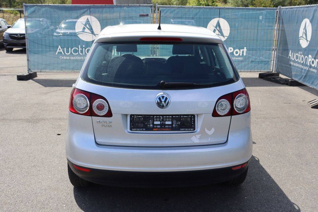 Pkw Volkswagen Golf Plus Benzin 75 PS 2006 (Margin)