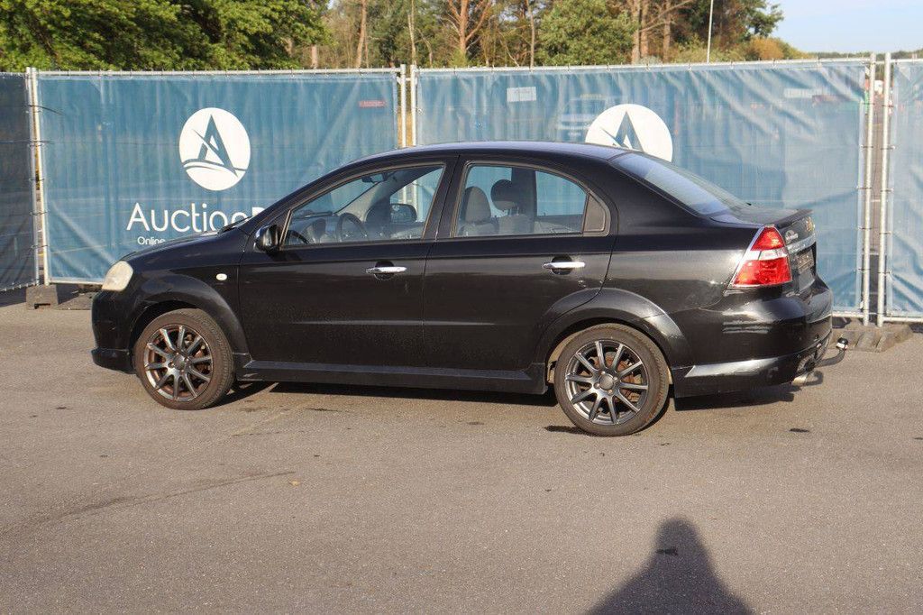 Personenauto Chevrolet Aveo Benzine 94pk 2007 (Marge)