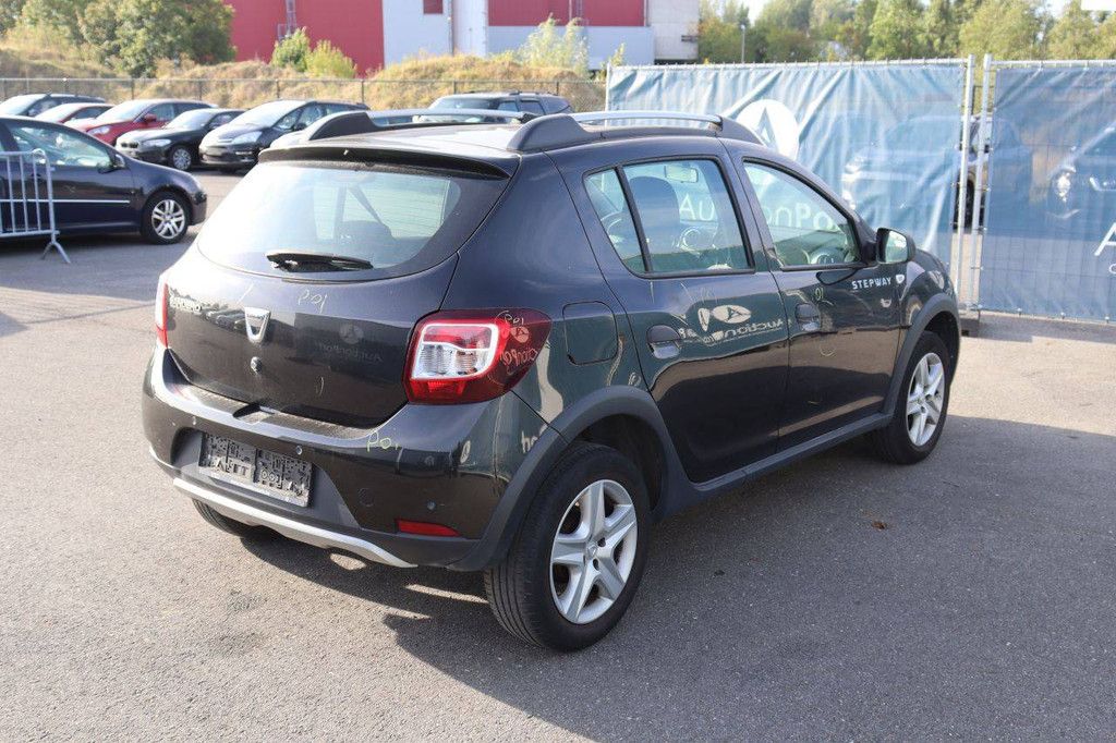 Personenauto Dacia Sandero Benzine 90pk 2016 (Marge)