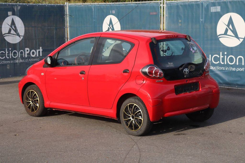 Personenauto Toyota Aygo Benzine 68pk 2010 (Marge)