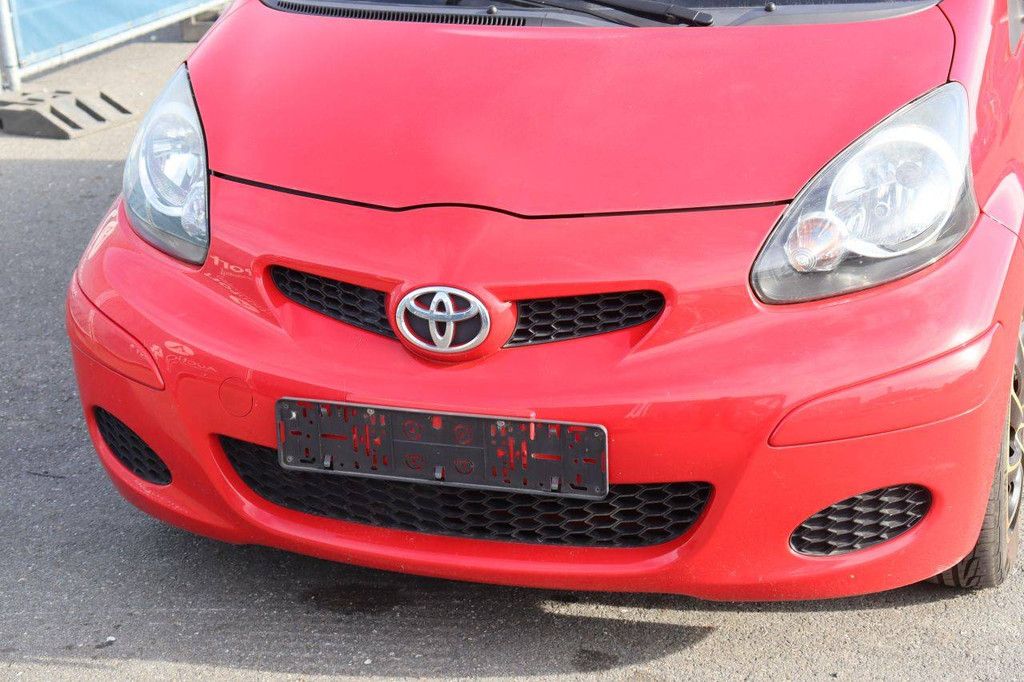 Personenauto Toyota Aygo Benzine 68pk 2010 (Marge)