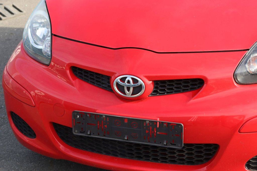 Personenauto Toyota Aygo Benzine 68pk 2010 (Marge)