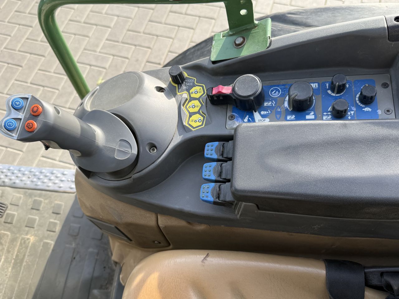 Fendt 207va cabrio