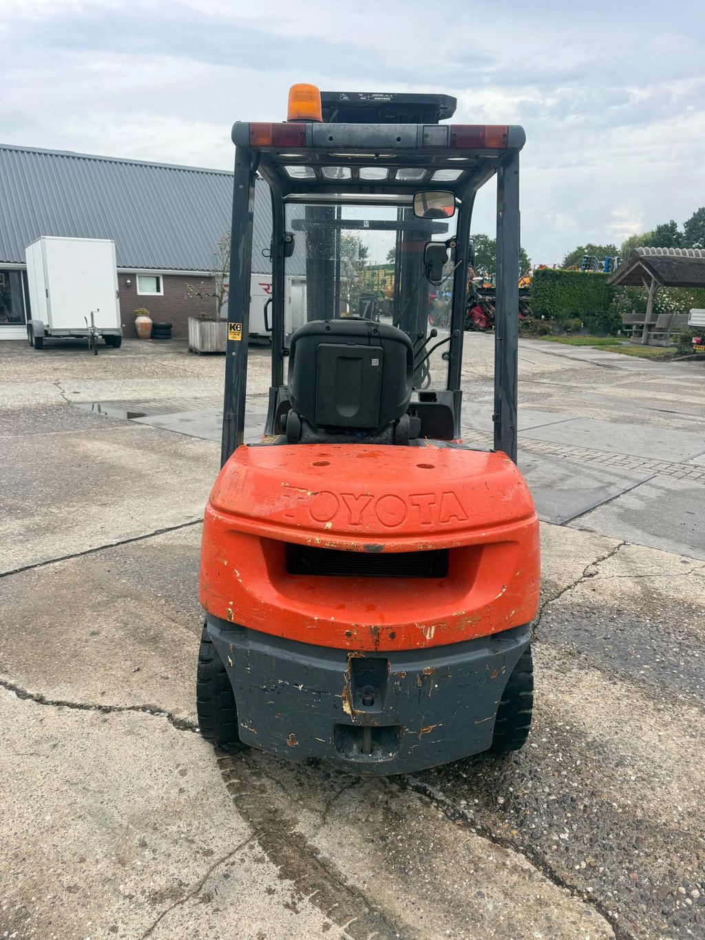 Toyota 7FD25 2500 KG heftruck Diesel Triplo mast Sideshift