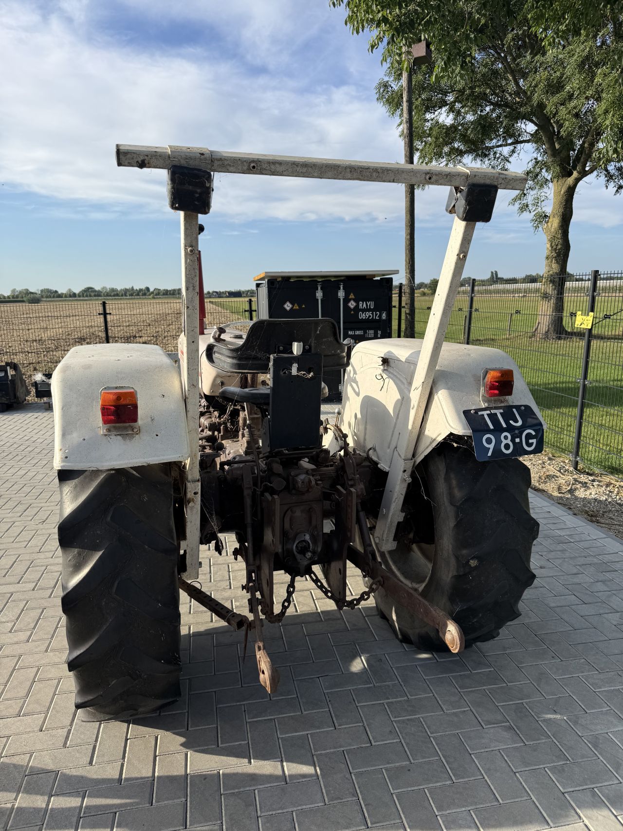 David Brown 885