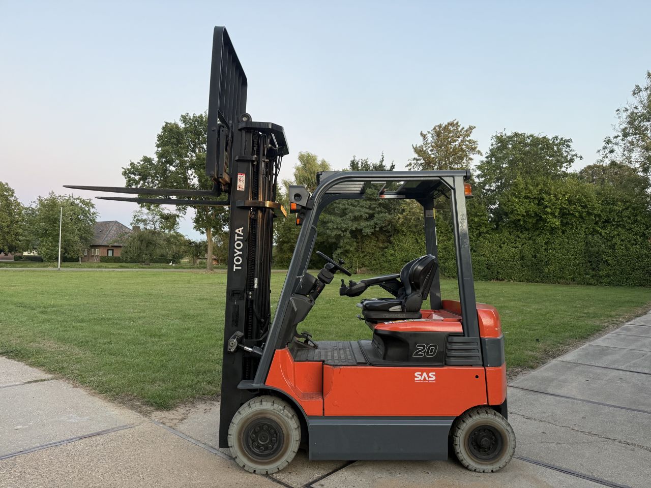 Toyota 2 tonner elektrisch 550cm Sideshift BJ2012 3500uur