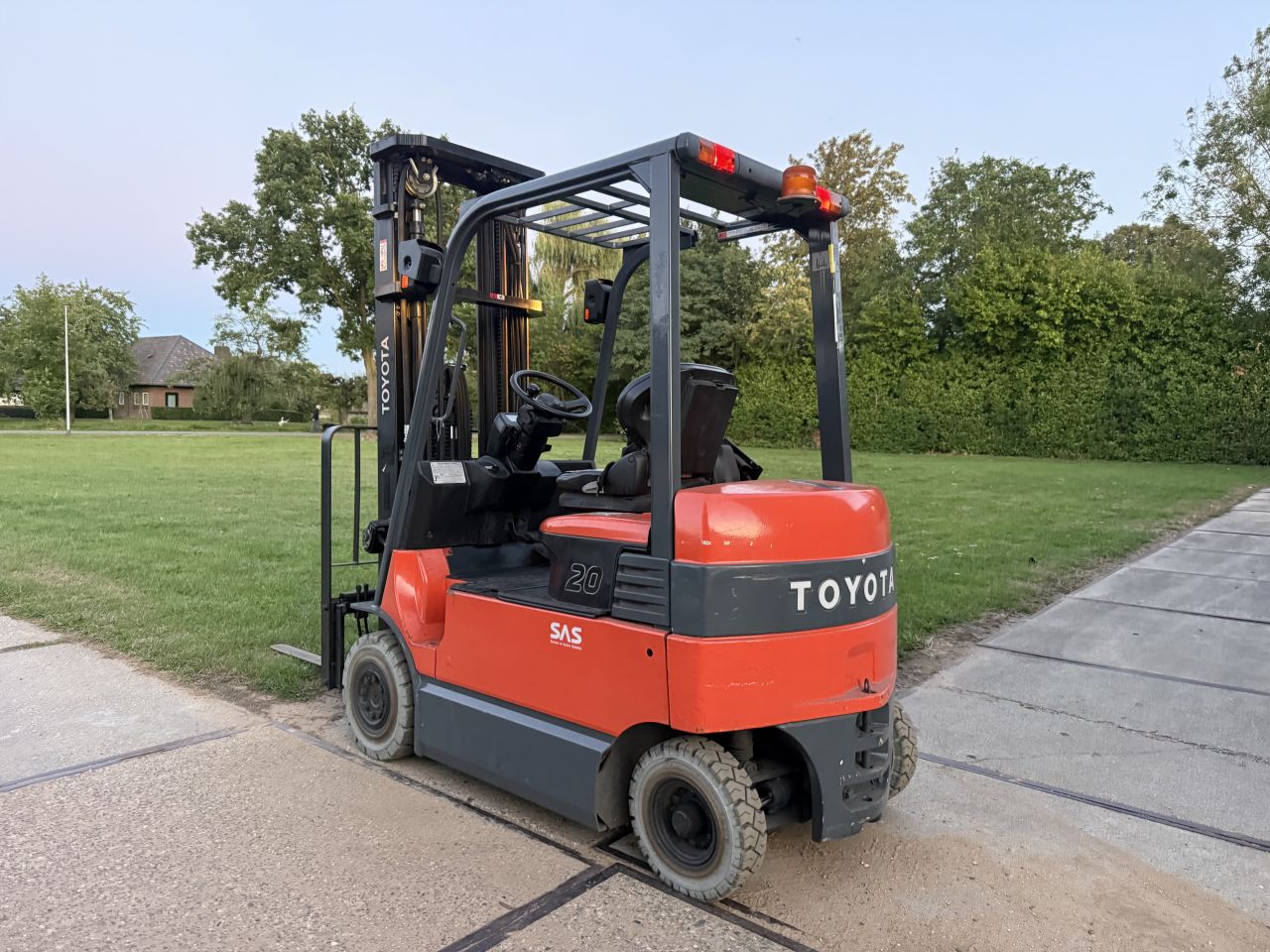 Toyota 2 tonner elektrisch 550cm Sideshift BJ2012 3500uur