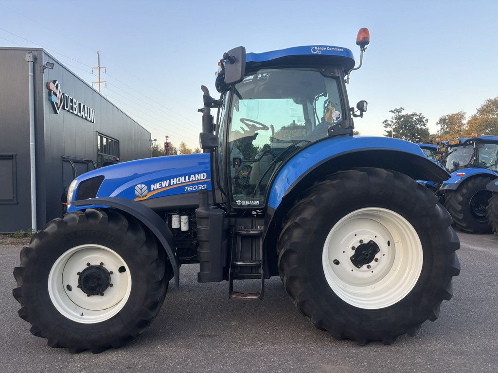 NEW HOLLAND T6030 RC