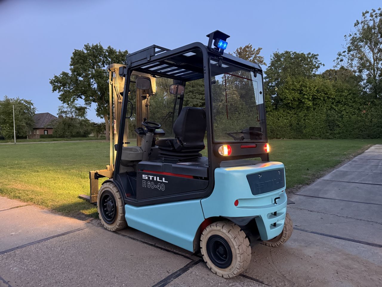 Still 4 tonner elektrische heftruck nieuwe non-marking banden!