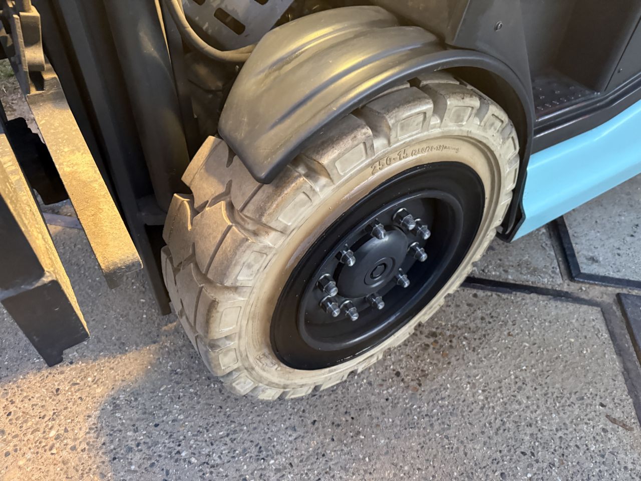 Still 4 tonner elektrische heftruck nieuwe non-marking banden!