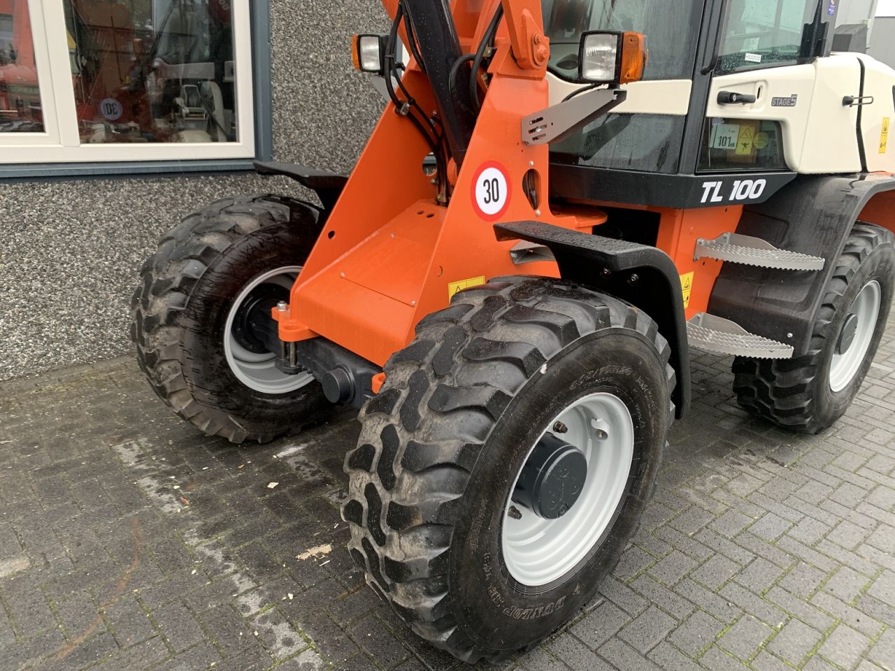 SCHAEFF TL 100