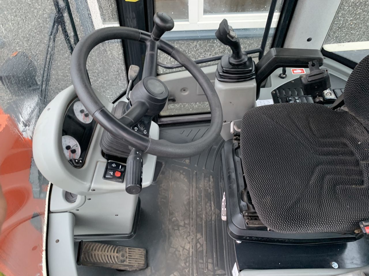 SCHAEFF TL 100