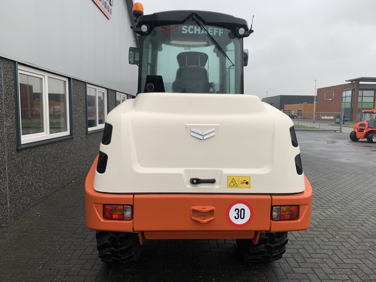 SCHAEFF TL 100
