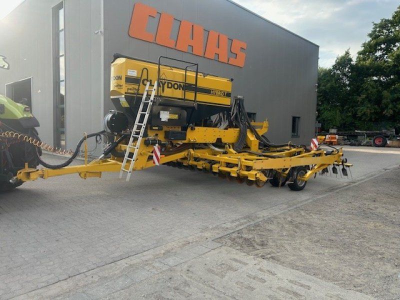 Claydon T6
