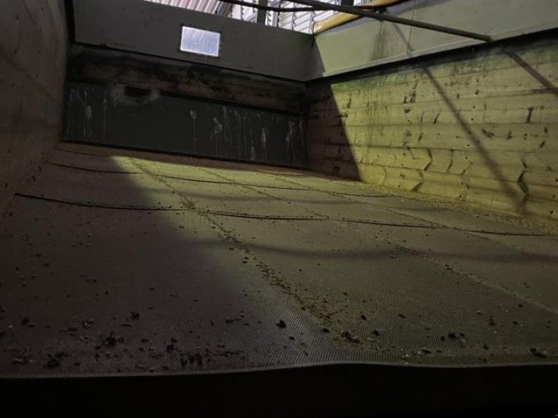 LASTBIL TIPVOGN