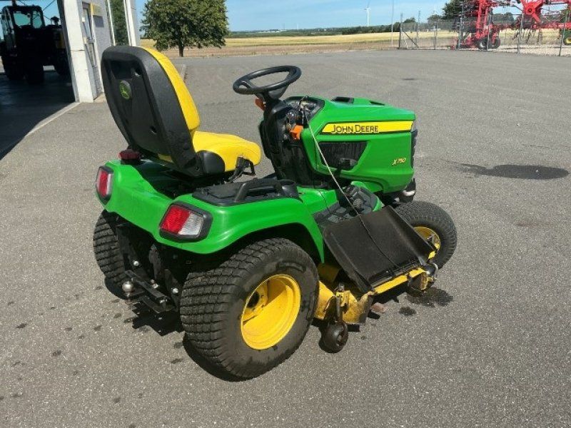 John Deere X750