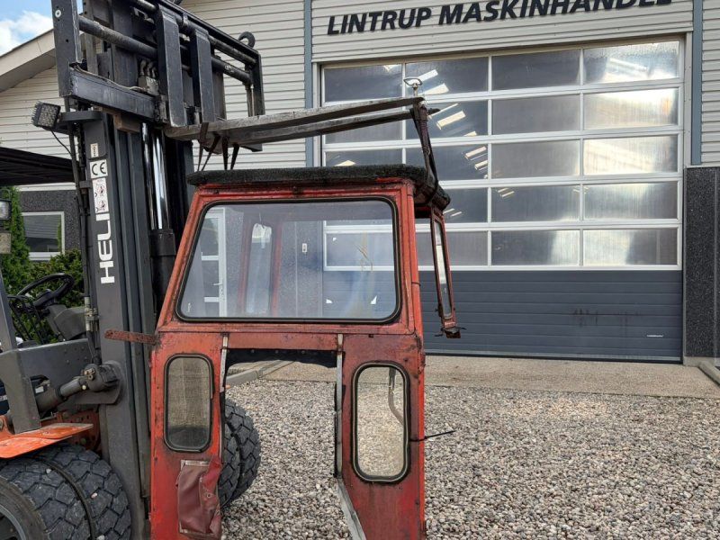 Massey Ferguson Sekura Kabine Kabine / Styrtbøjle som er afmonteret fra 165
