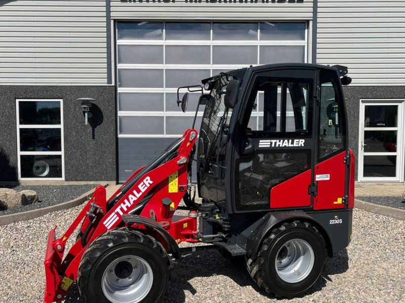 Thaler 2230S Med Kabine, brede hjul, stor hydraulikpumpe, 3die, 4rd fun