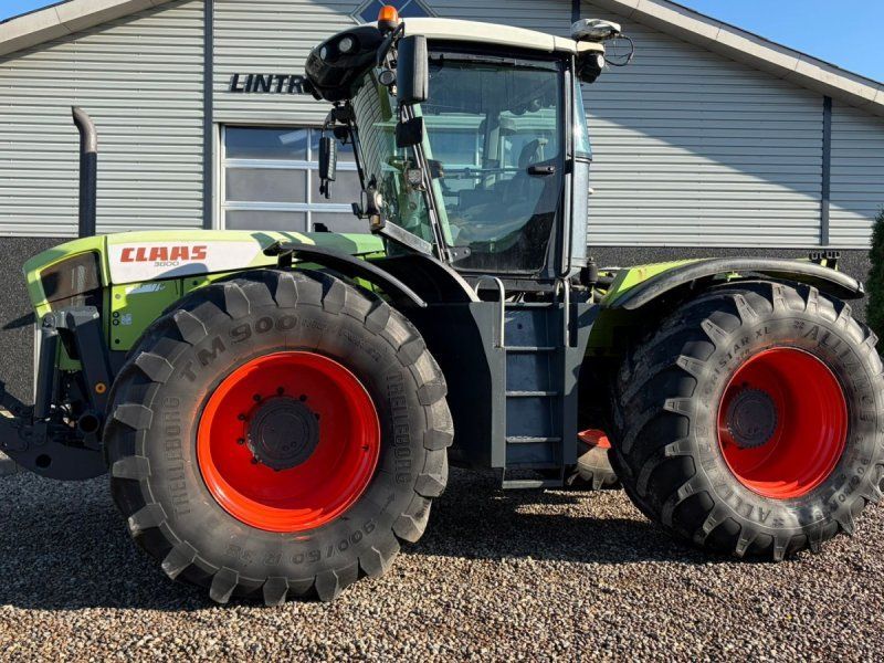 Claas XERION 3800 Med frontlift