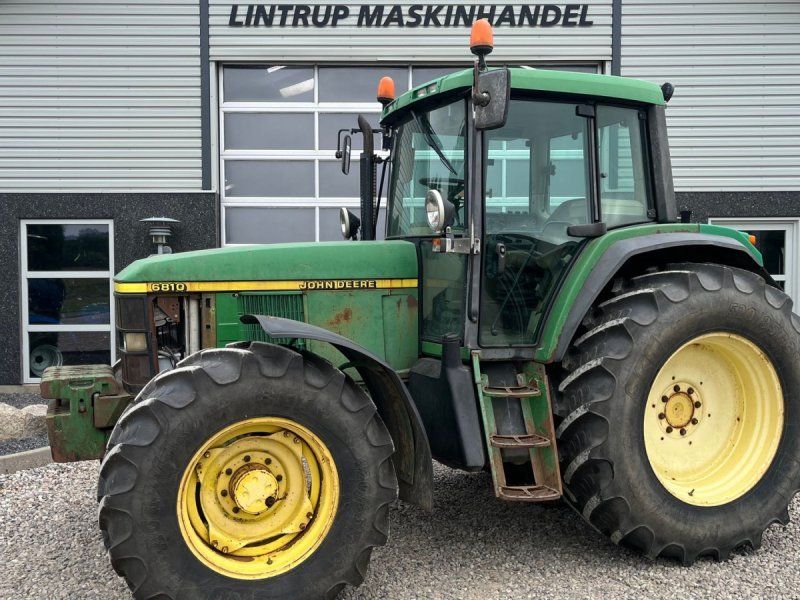 John Deere 6810 Med rigtig gode dæk
